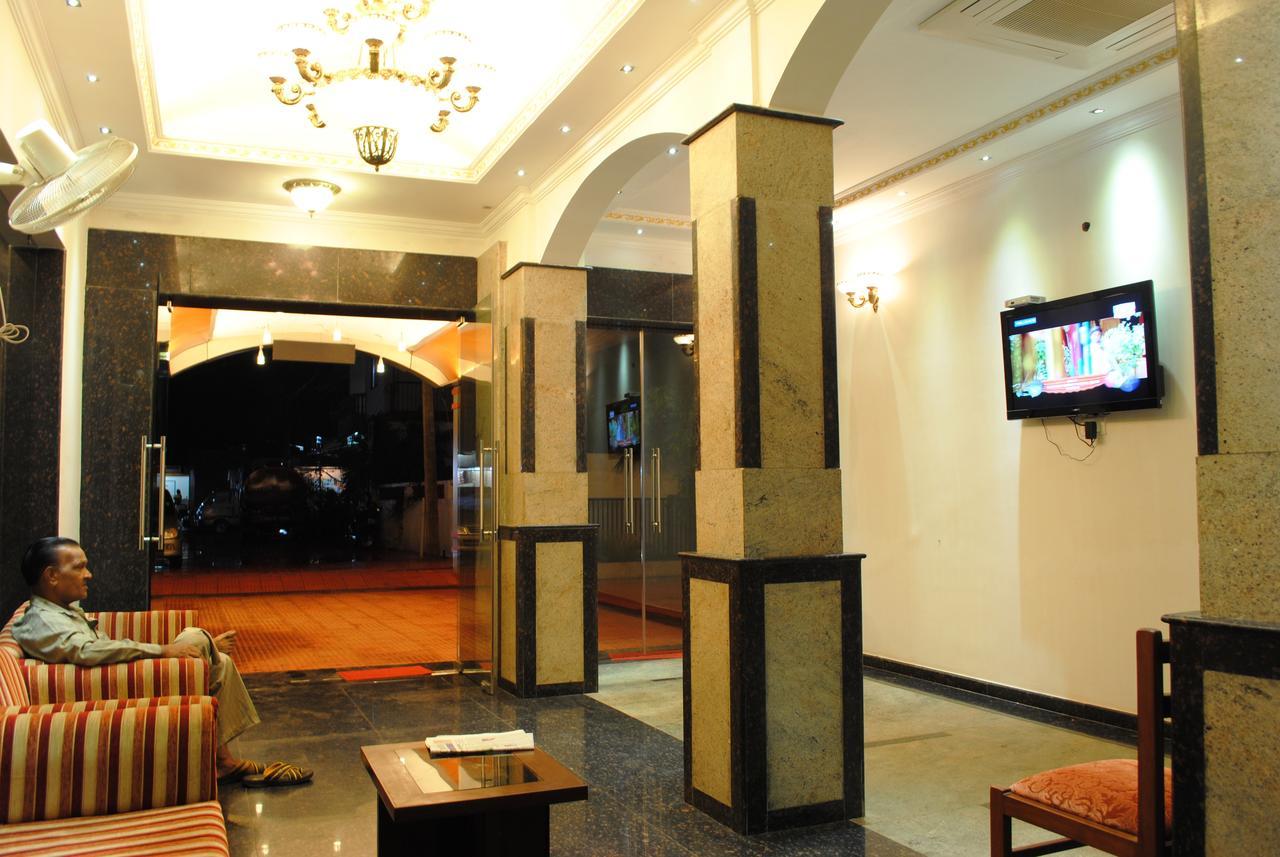 Hotel Plazaa Inn Calangute Extérieur photo